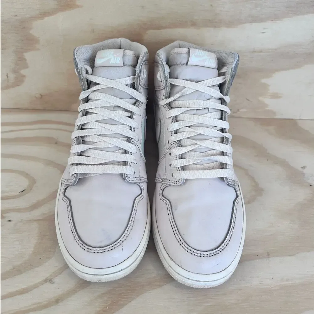 Nike - Air Jordan 1 Retro Hi OG - Sneakers - White/Pink - Men's - 8 - 555088-801